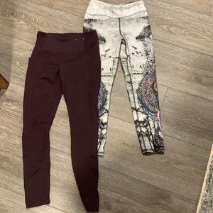 2 pr size small leggings.Only worn 1 time burgundy is NWOT. Great for the new yr